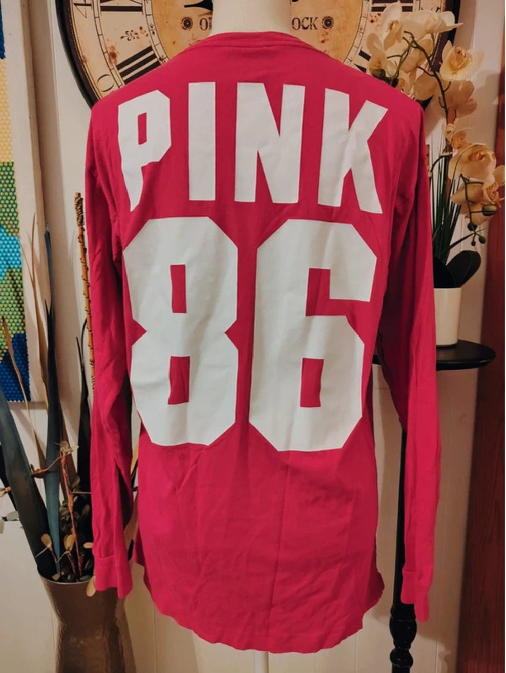 PINK Victoria’s Secret Long Sleeve Tee | Men’s Fit Small